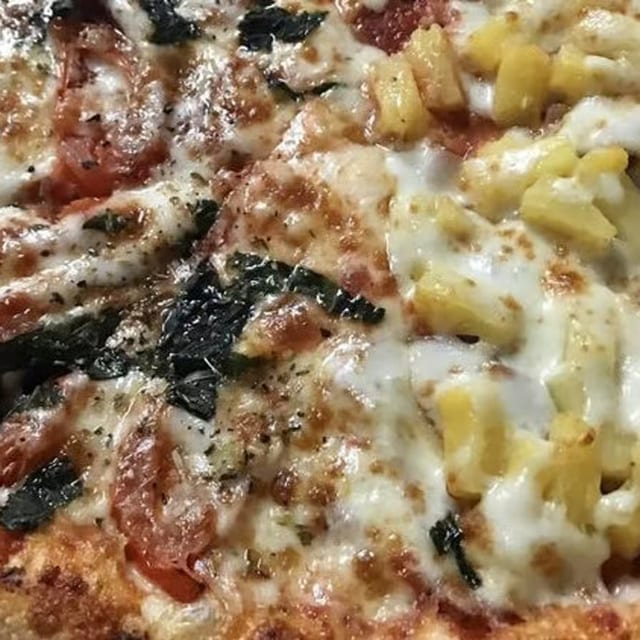 Scampi Pizza.